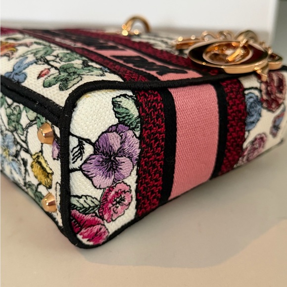 Christian Dior Canvas Florilegio Embroidered Medium Lady D-Lite ~ LIKE NEW w COA - Picture 13 of 16